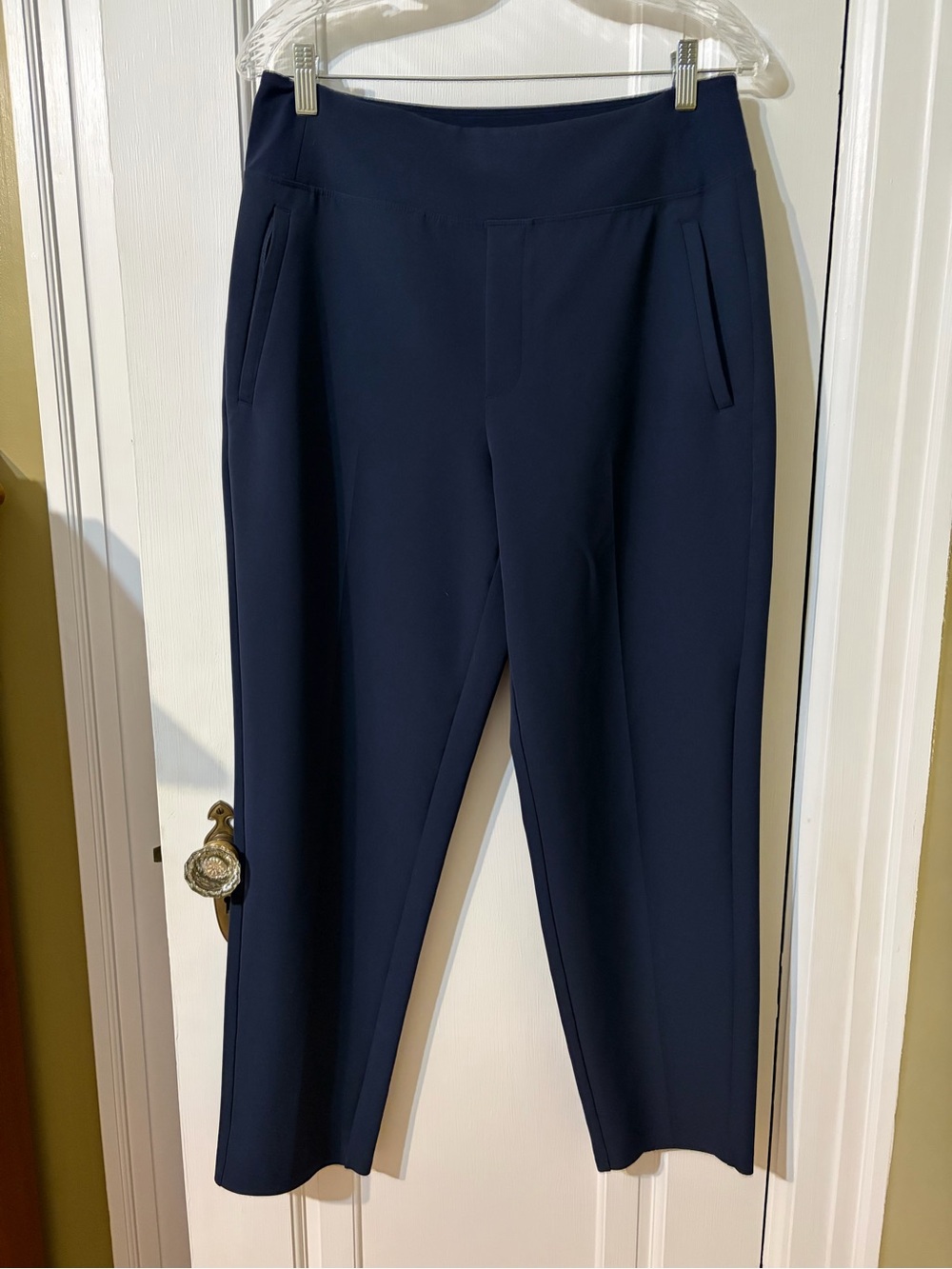 Women’s Athleta Endless High Rise navy pants